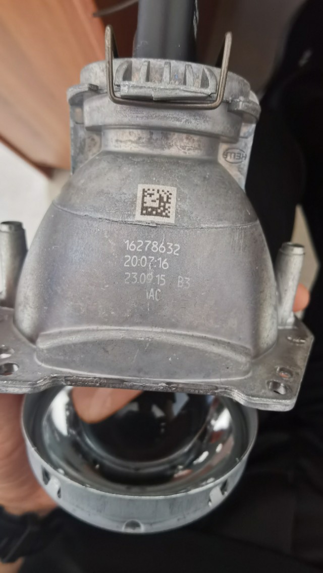 专业讲解原车led透镜大灯升级方法,卤素灯改氙气大灯方法