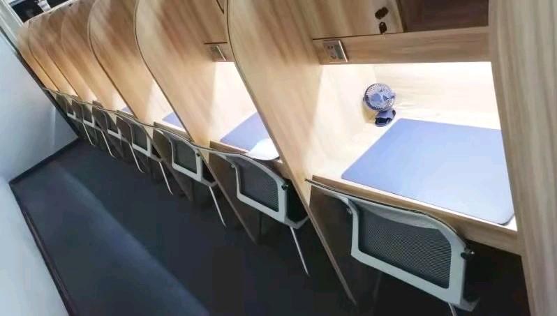 待业在家的日子也有很多事可以做,在家待业的人最应该做什么