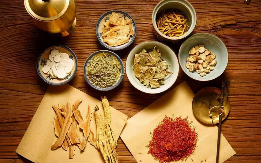 这所院校的省级品牌专业太棒了!期望成为中药学人才的小伙伴冲鸭