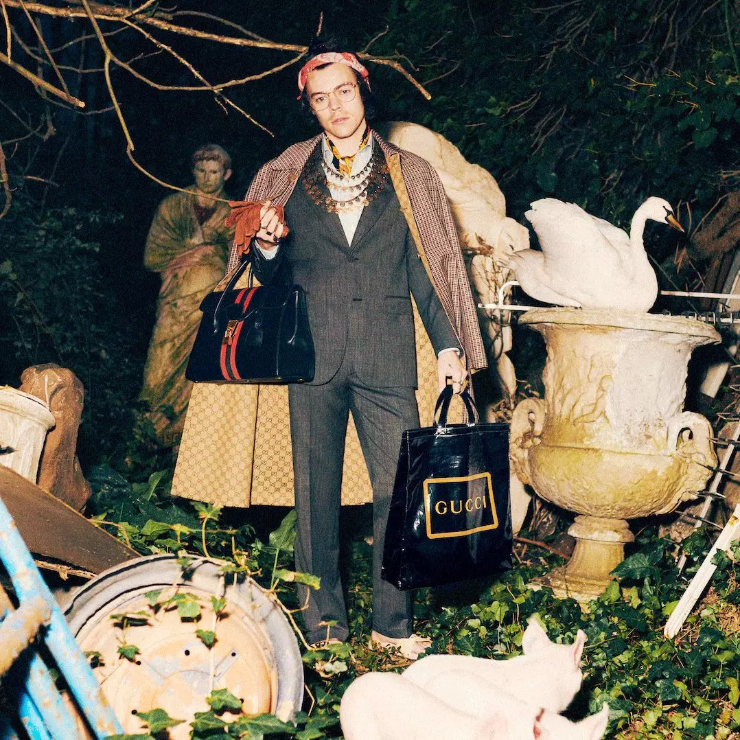 今年最流行最实用最能装的包包……竟然是购物袋？