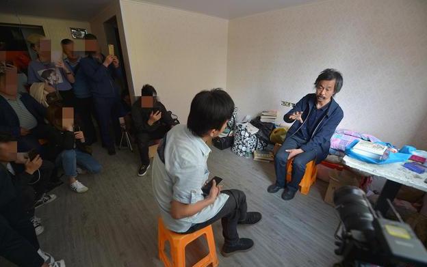 一个新闻追踪了20年,这是媒体对公共利益最好的守护丨*今条头日**月度优质长文