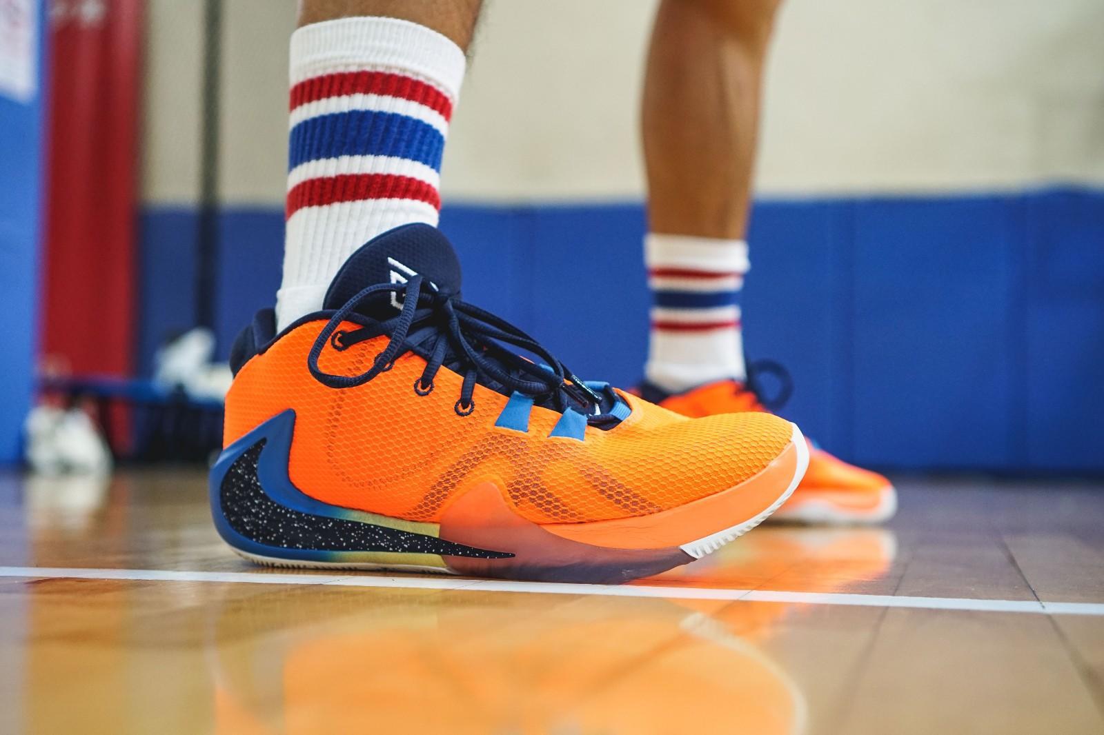 nikezoomfreak2白色浅青黑色,nikezoomfreak1拆解