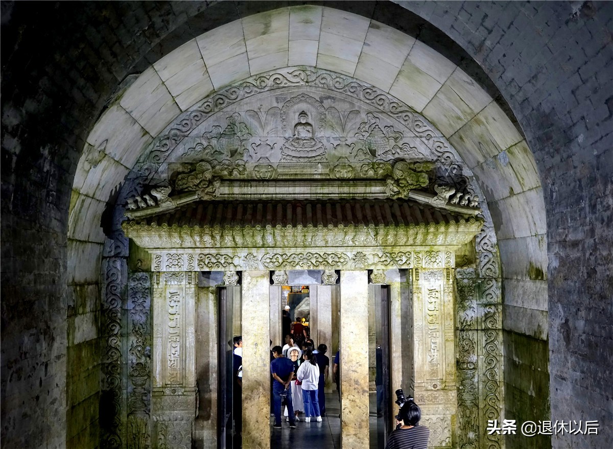 遵化泡温泉的一日游,遵化清东陵皇陵探秘