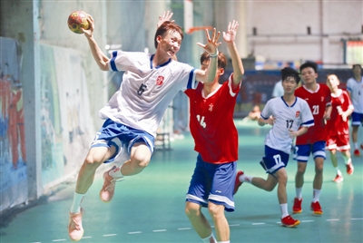 小手球大世界飞跃梦想展风采