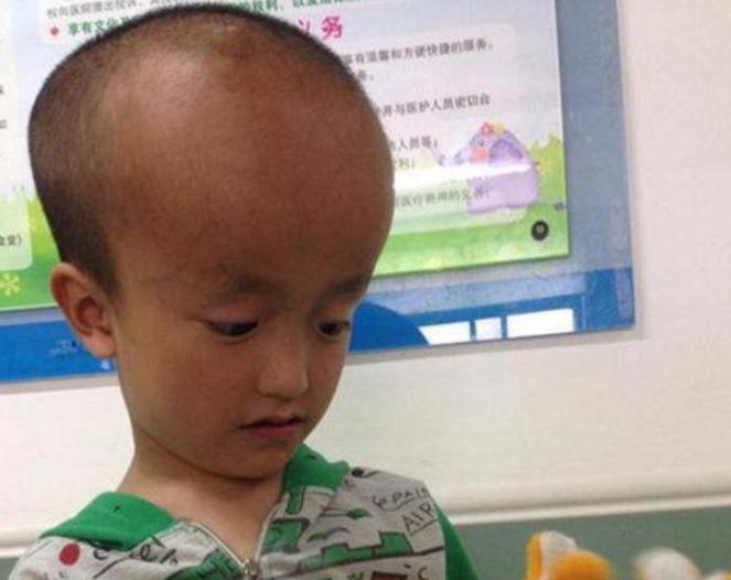 三鹿奶粉事件有关图片,当年三鹿奶粉的孩子怎么样了