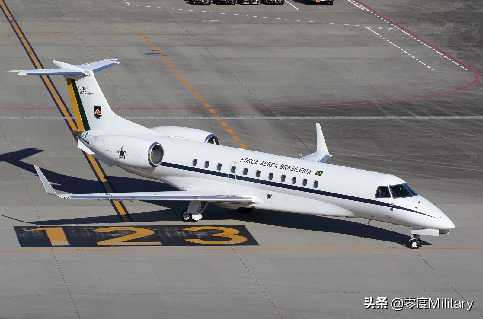 巴西空军鹰狮战斗机多少架,世界空军海军陆军