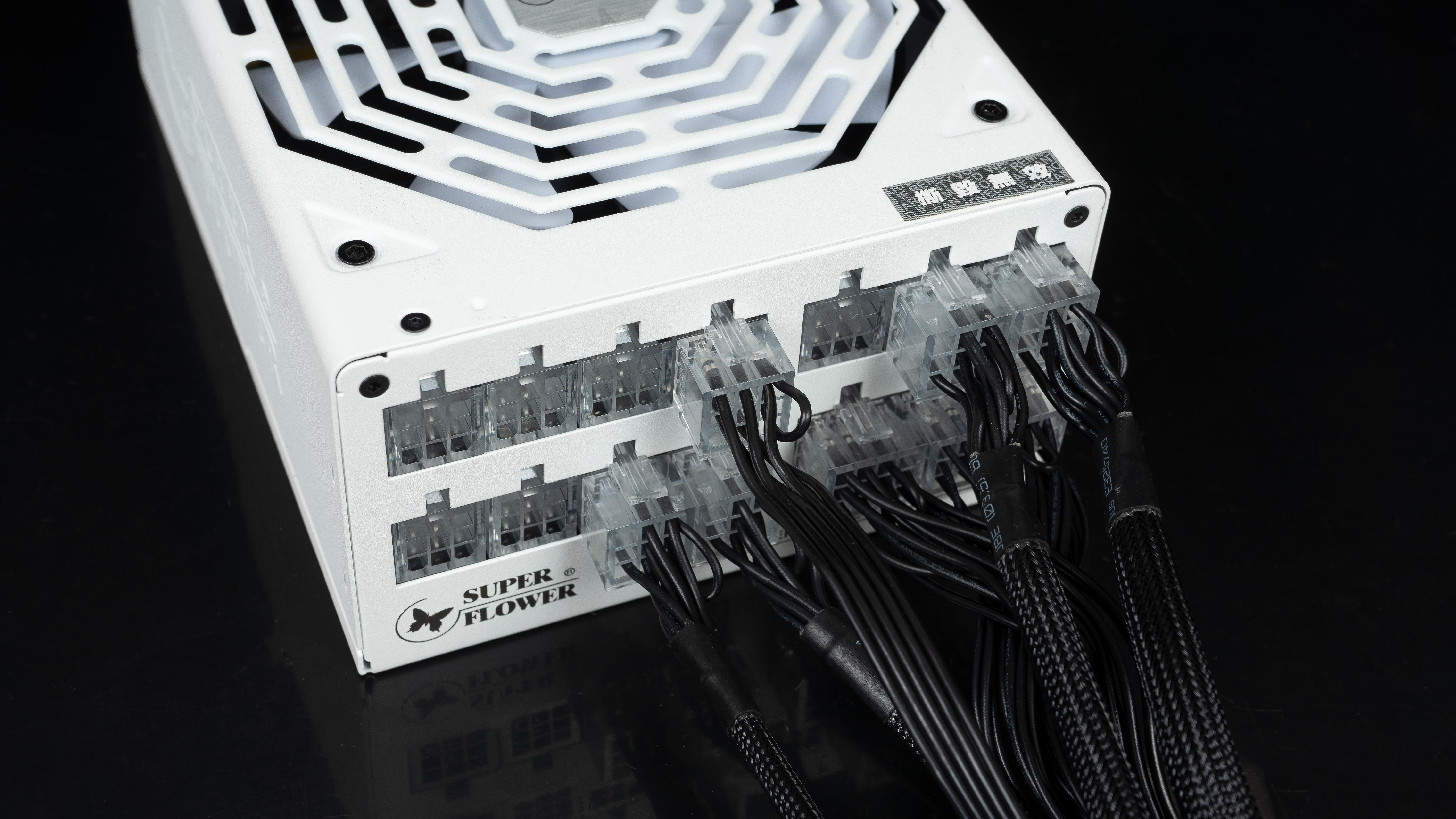 i9-10900k对比i710700k,i9-10900k有苹果处理器强吗