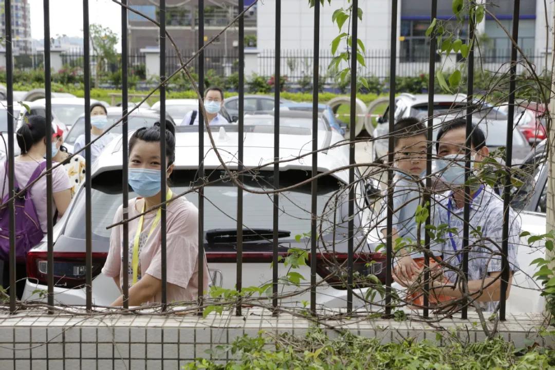 带你围观幼儿园开学第一天,幼儿园萌娃开学