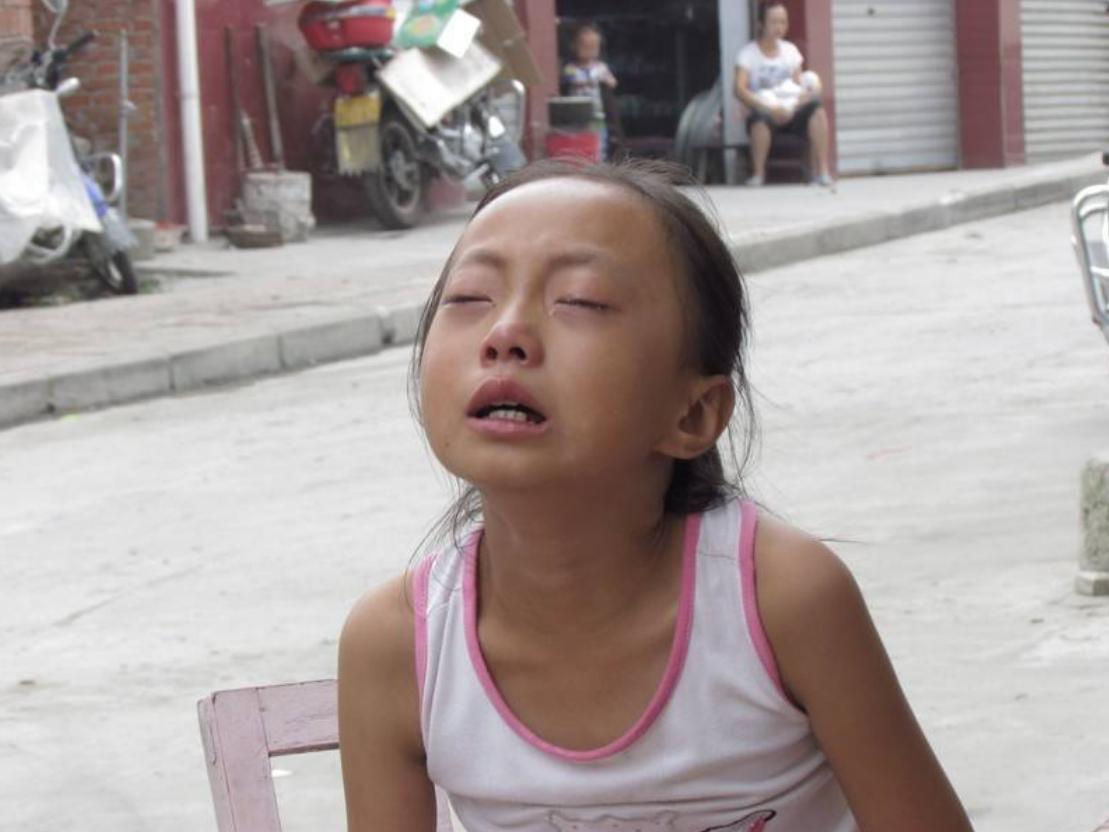 当孩子不小心打碎花瓶怎么办,不小心打碎妈妈的花瓶怎么办