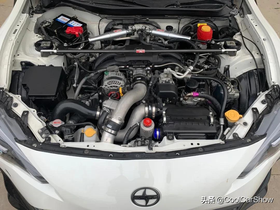 小伙爆改bj80,丰田86手动挡爆改