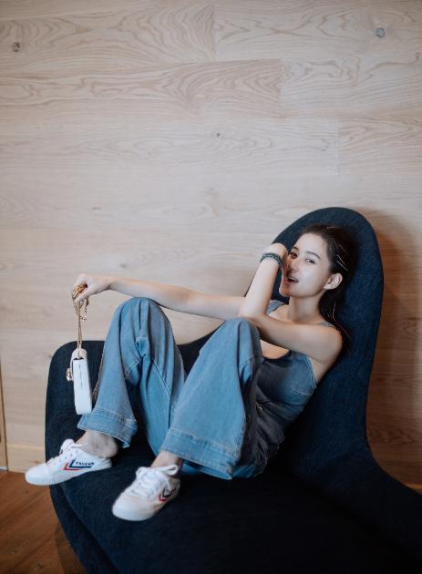 赌王何超莲年轻美照,赌王何超莲最美照片