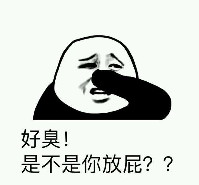 三个傻子跟我一块踢球gif,和两傻子在一起踢球gif