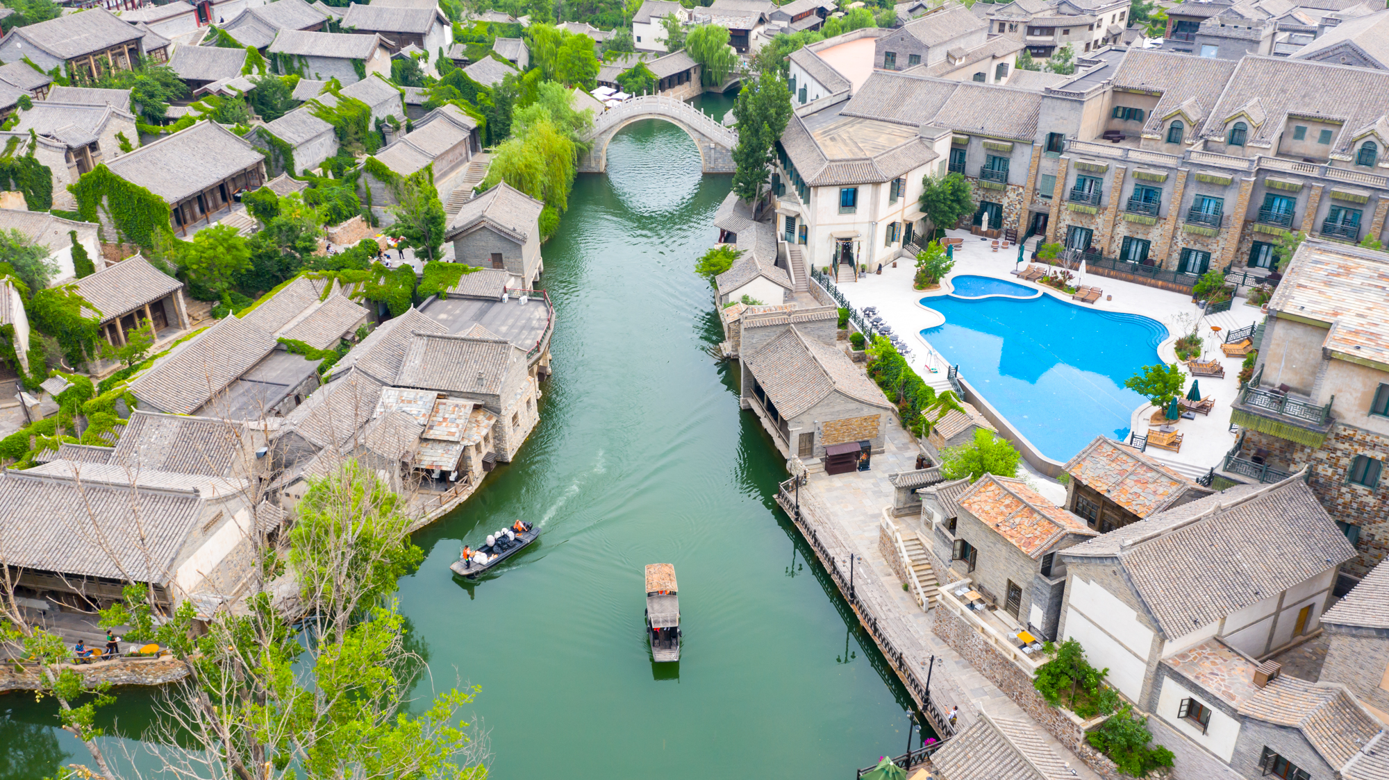 司马台长城的壮观雄奇+北方人的梦里水乡,都在这座京郊水镇了