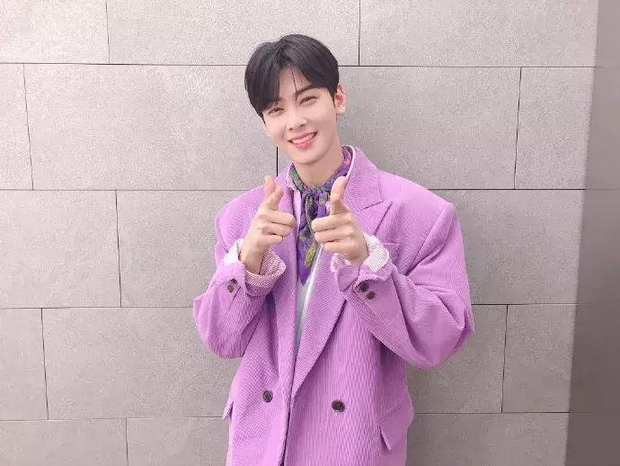 李宇春,吴青峰,王俊凯都在穿的韩国潮牌Pushbutton!