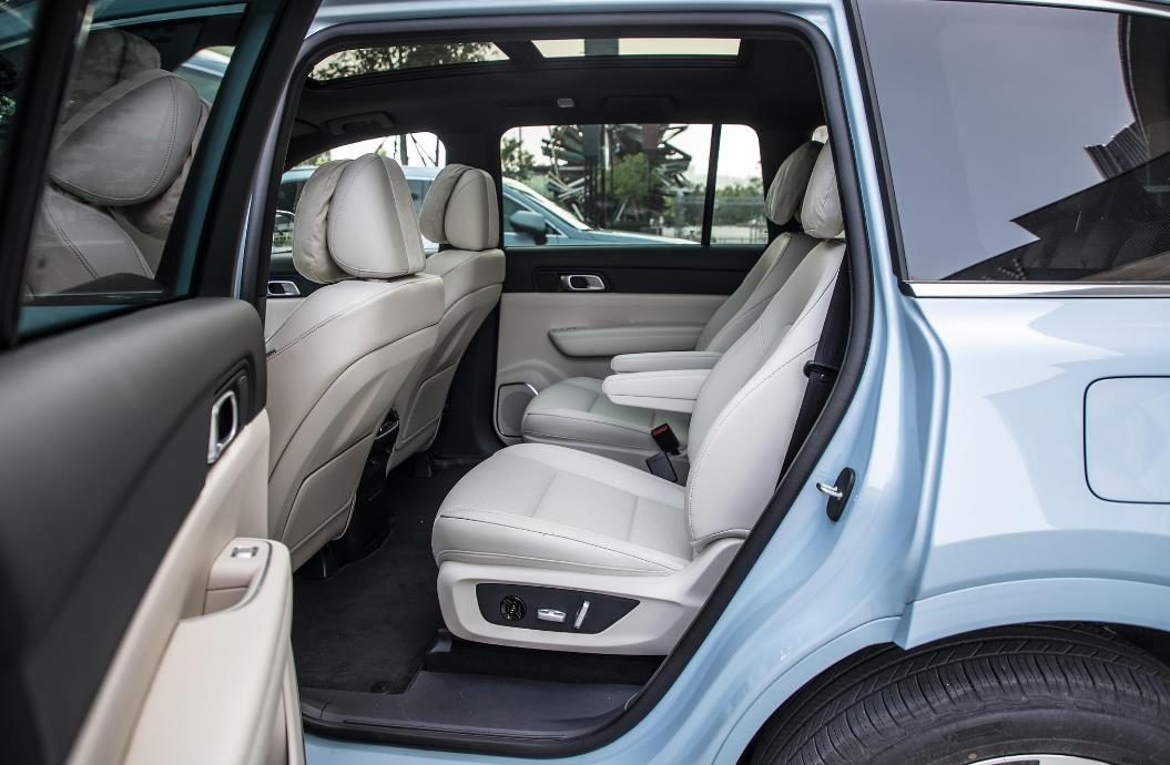 suv六座和七座mpv怎么选,五座六座七座SUV哪款性价比更高