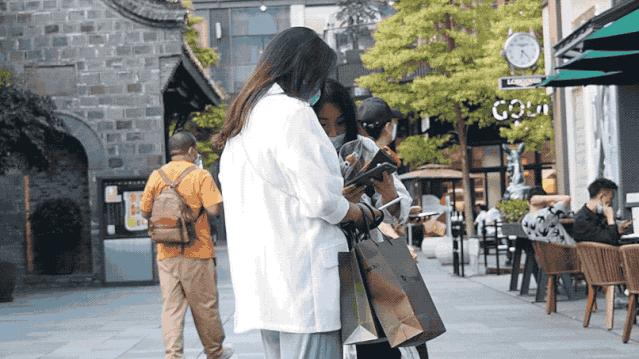 你在听什么原创,你在听什么英语怎么说