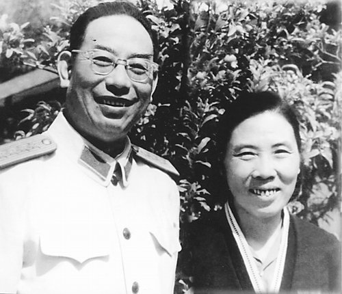 十大大将夫人新中国成立后都担任什么工作,1955年有几人授衔