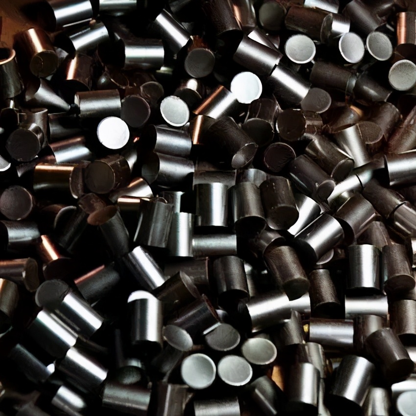 恶心日本30年的文殊核反应堆事件，2名负责人自杀，损失100亿美元