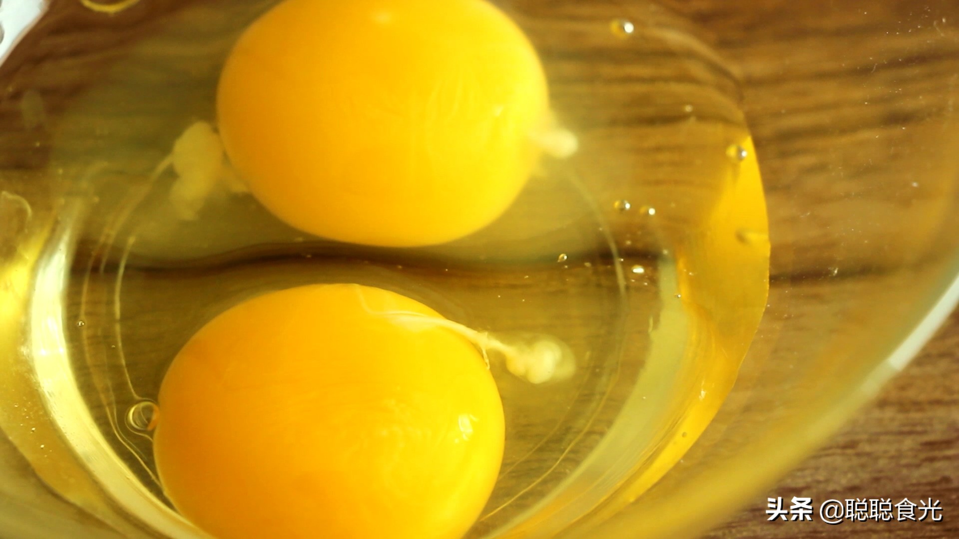 自制东北大拉皮正宗的做法,用淀粉做东北大拉皮的制作视频