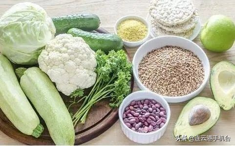 吃什么容易诱发急性胆囊炎,吃什么会诱发急性胆囊炎