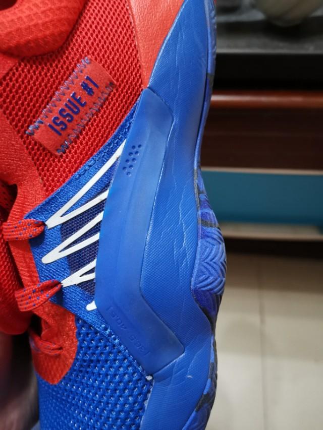 米切尔蜘蛛测评,阿迪达斯米切尔一代配色