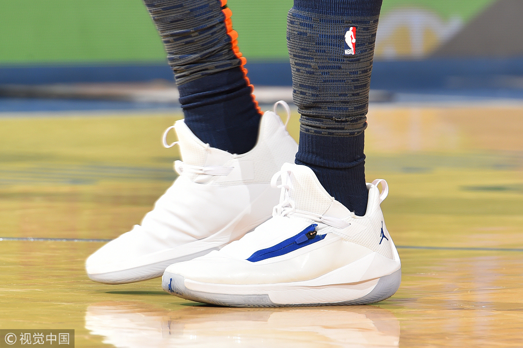 NBA今日球鞋精选:新配色UACurry5来了!库里穿它致敬老爹