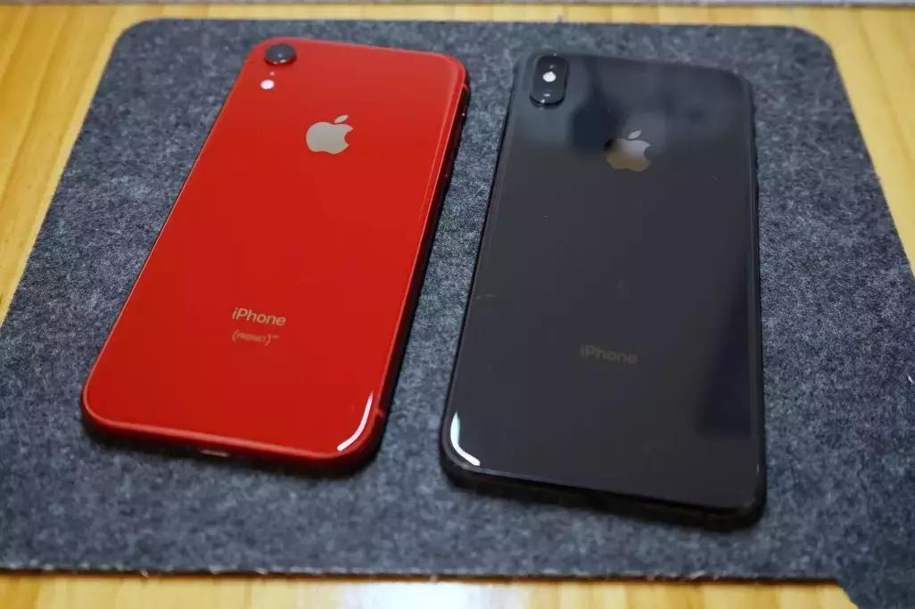 iphonexr和iphone8p哪个大,iphonexr玩游戏和iphone8p哪个好
