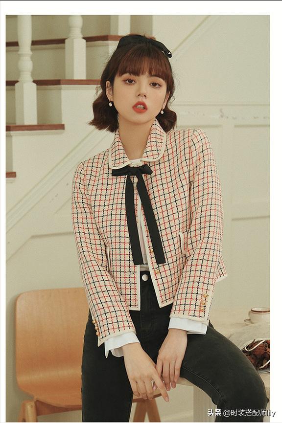 你的衣服有点结，画龙点睛之笔“仙女结”，美翻了整个秋季