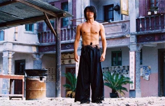 只是因为一部电影，周星驰跟四个人决裂，有才华就意味着情商低？