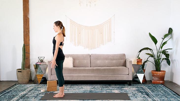 阿斯汤加拜日式瑜伽视频完整版,瑜伽阿斯汤加拜日式完整教程