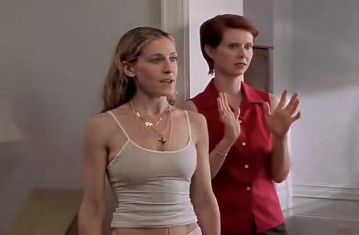 《欲望都市》里的playboy项链，DKNY美裙子鉴赏