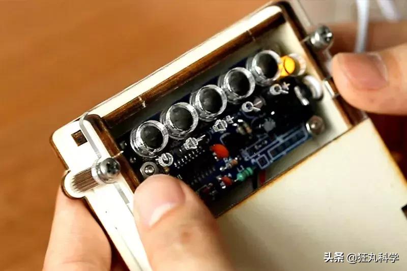 收音机改金属探测器制作视频,可以自己动手制作的发射器玩具