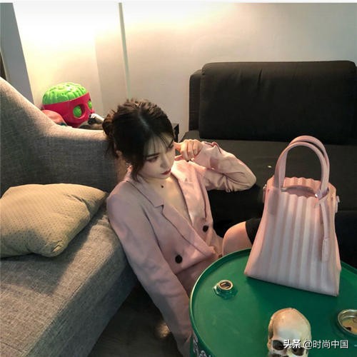 嫌包包贵应该怎么说,gucci和lv迷你包推荐