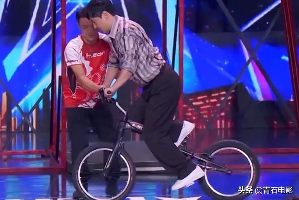 中国达人秀沈腾和杨幂互怼,中国达人秀沈腾杨幂同台视频