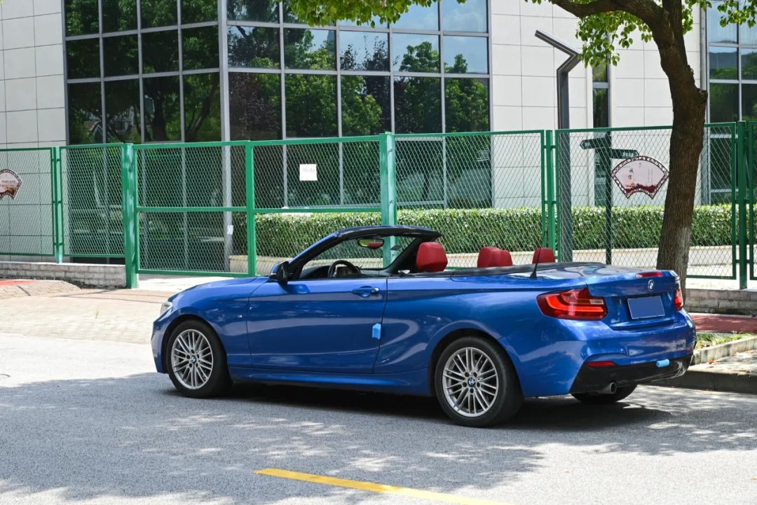 二手宝马220i七座旅行车价格,二手宝马敞篷220i