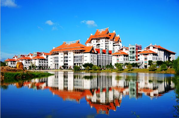 漳州港哪个学校最好,漳州最美校园