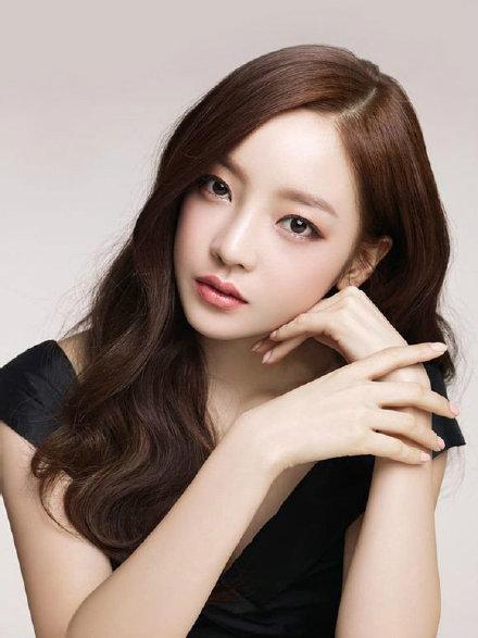 28岁韩星具荷拉去世：痛心！她曾说要带着雪莉那份活下去