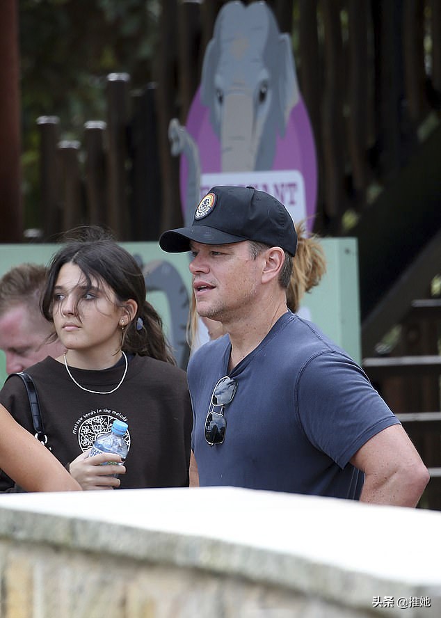 马特达蒙携妻参加威尼斯电影节,马特达蒙全家