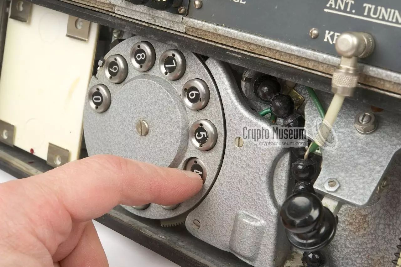 苏联r133接收机,二战最好的短波接收机