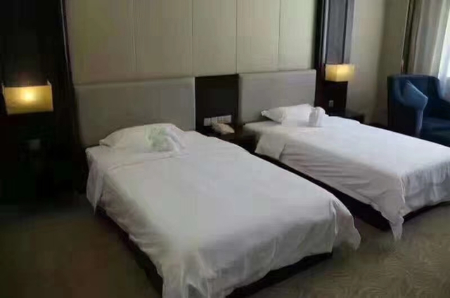 出去旅游可以住洗浴中心吗,外出游玩为何不选洗浴中心