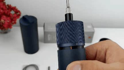 实用与颜值同在，一手玩转多面生活，小猴直柄电动螺丝刀丨上新