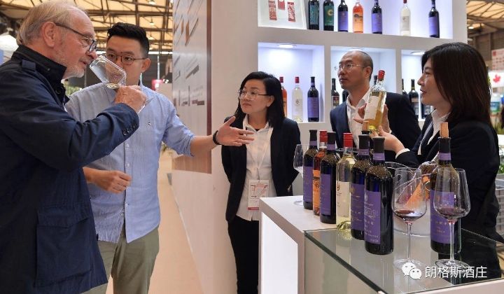 比你优秀的人还比你努力人民日报,比你优秀的人还比你努力毒鸡汤