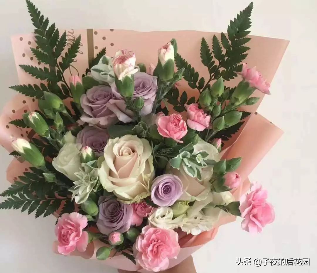 花店常用的配花配草有哪些方法,常见配花配草