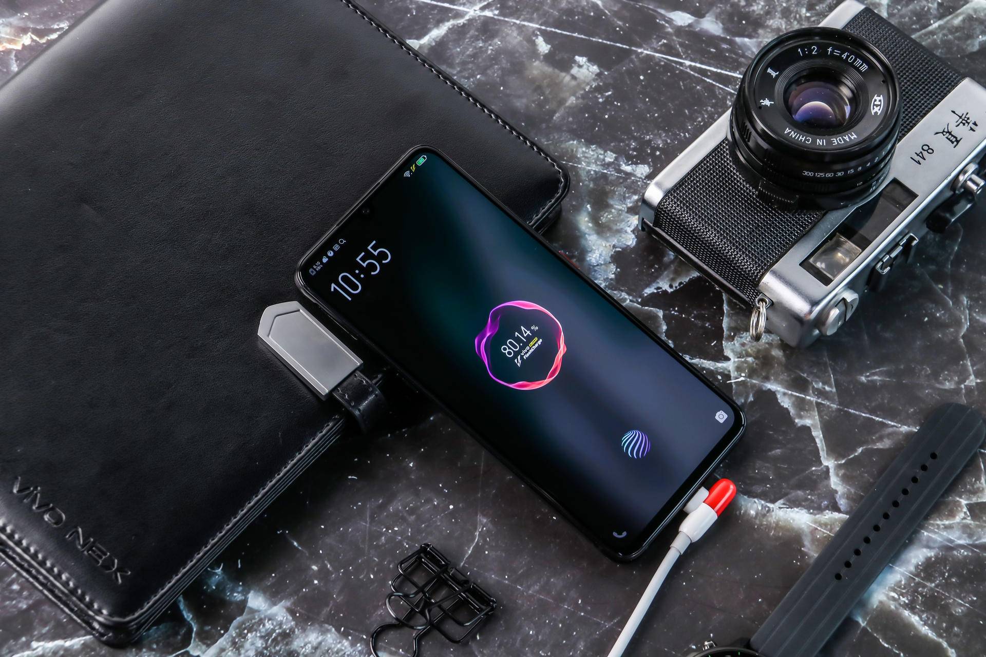 iqoo能买到全新原装屏幕嘛,iqooneo8pro用后感受