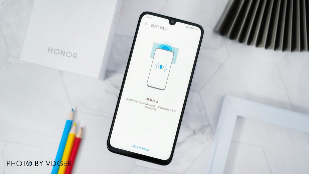 荣耀play5支持40w快充吗,荣耀play5体验