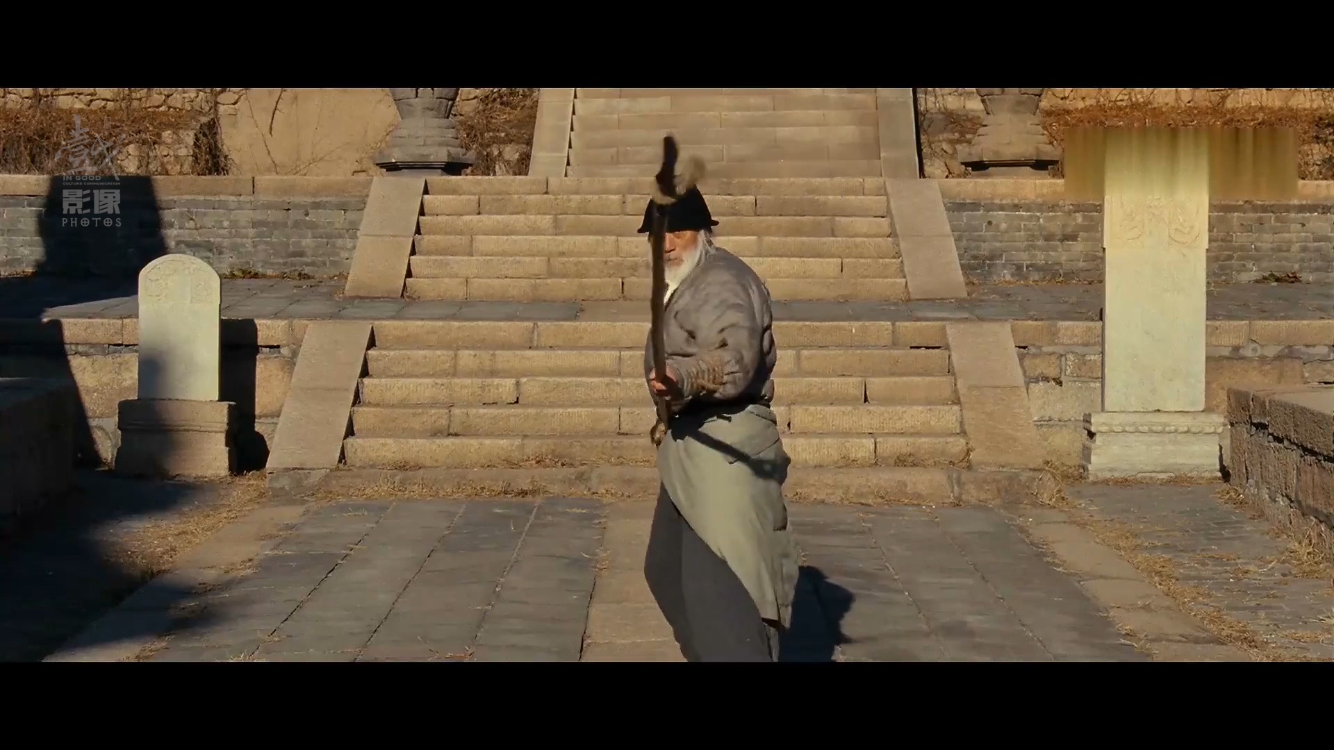 少年目睹姐姐被*暴强**深度抑郁，成为绝世高手却终究敌不过时代