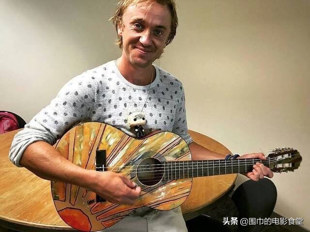 美少年与沧桑大叔电影,大叔与少年美国电影