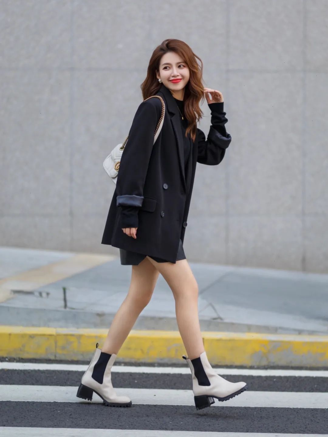 马丁靴过气了吗,马丁靴最终还是被它取代了