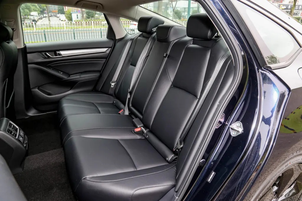 本田雅阁2.0l混动版发动机,销量反而下滑