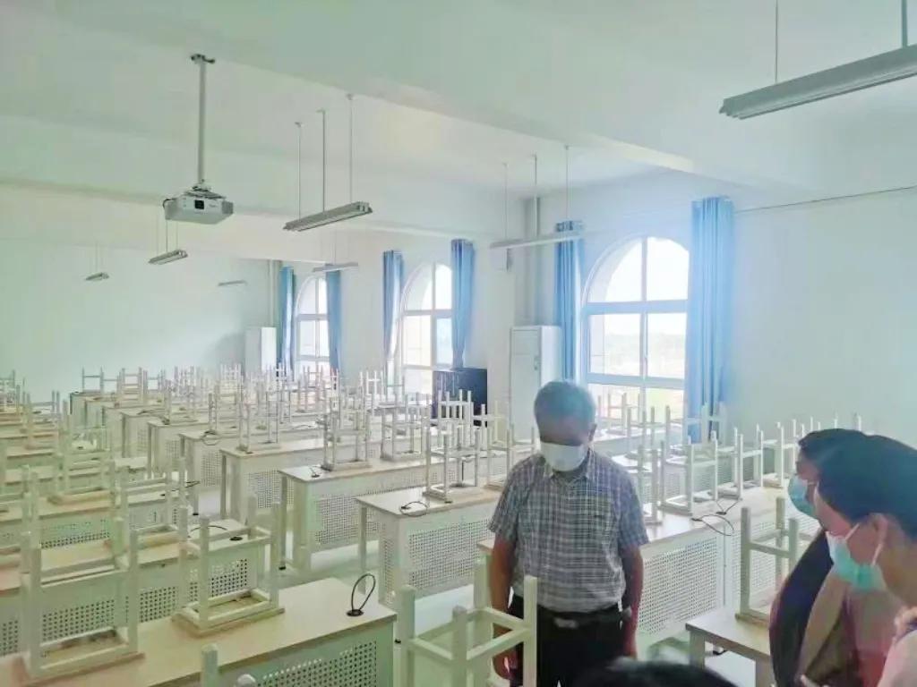 武汉外语外事学院新生,2022年武汉外语外事新生报到